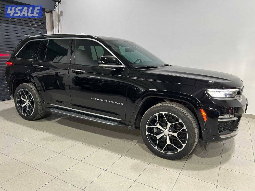 Jeep Grand Cherokee Summit Reserve1