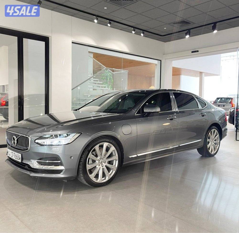 VOLVO Exellence S90 T82