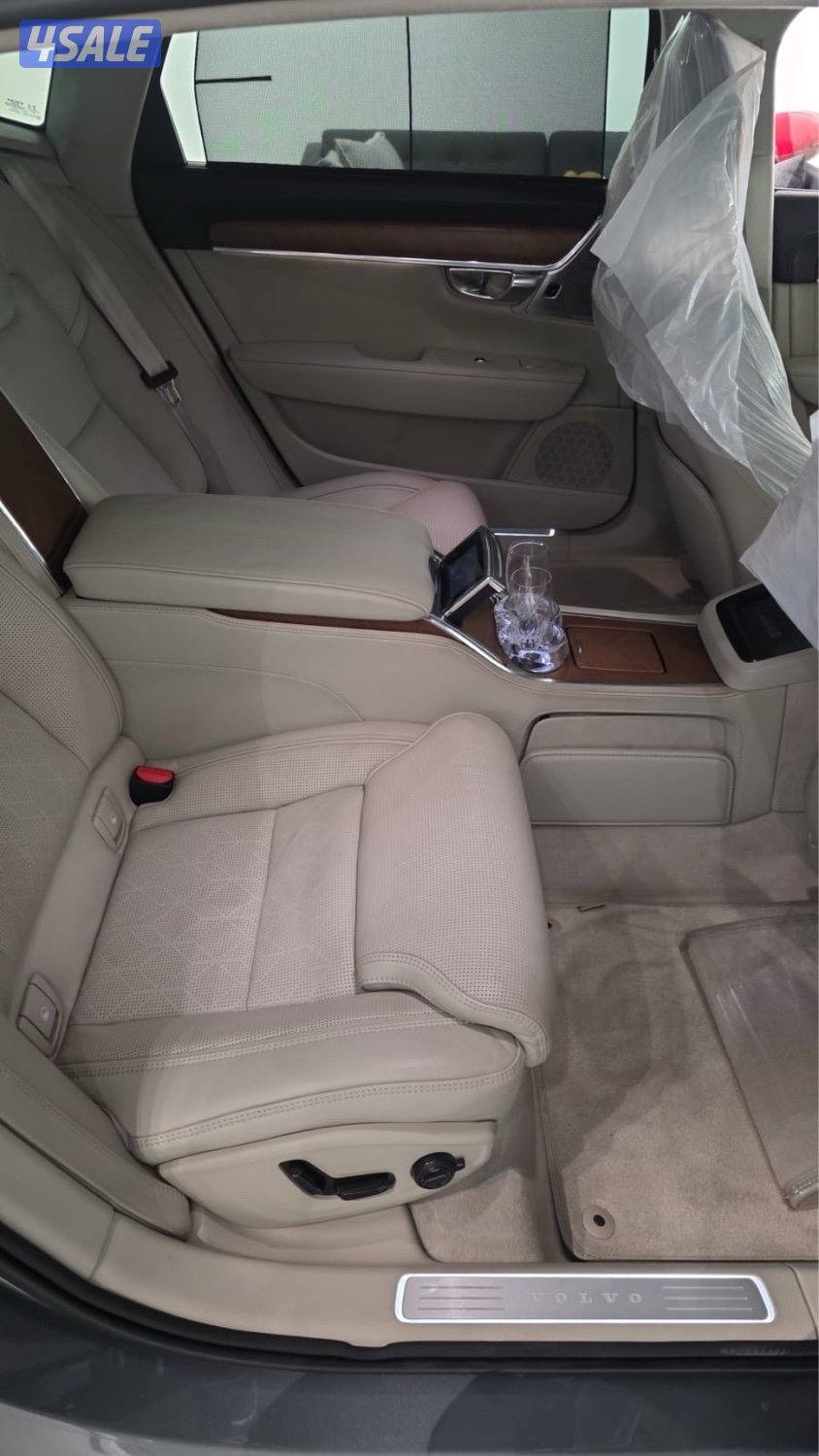 VOLVO Exellence S90 T85