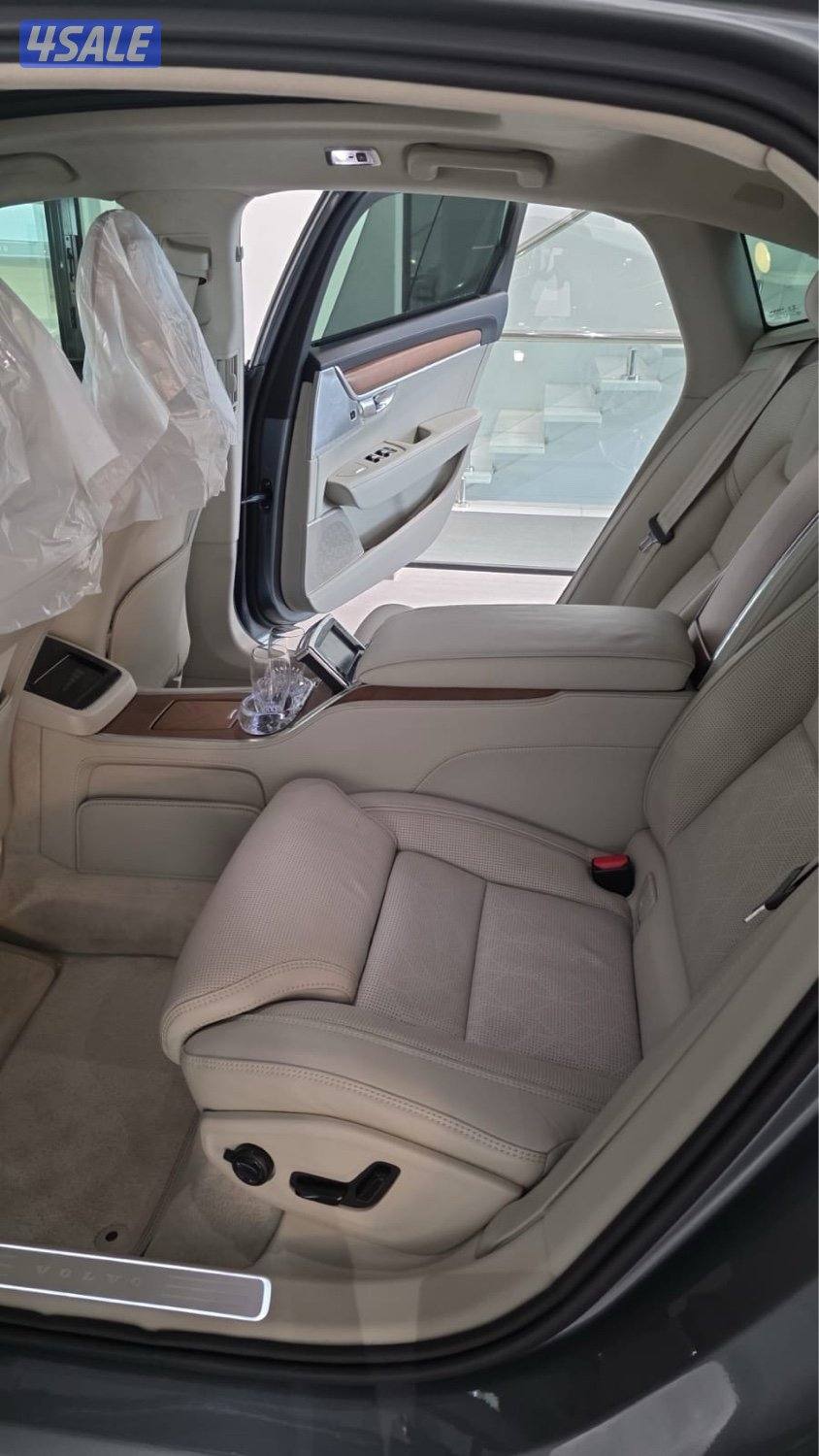 VOLVO Exellence S90 T86