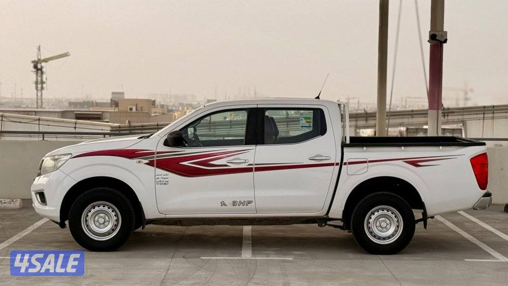 للبيع وانيت نيسان نافارا 2020 دبل قير2