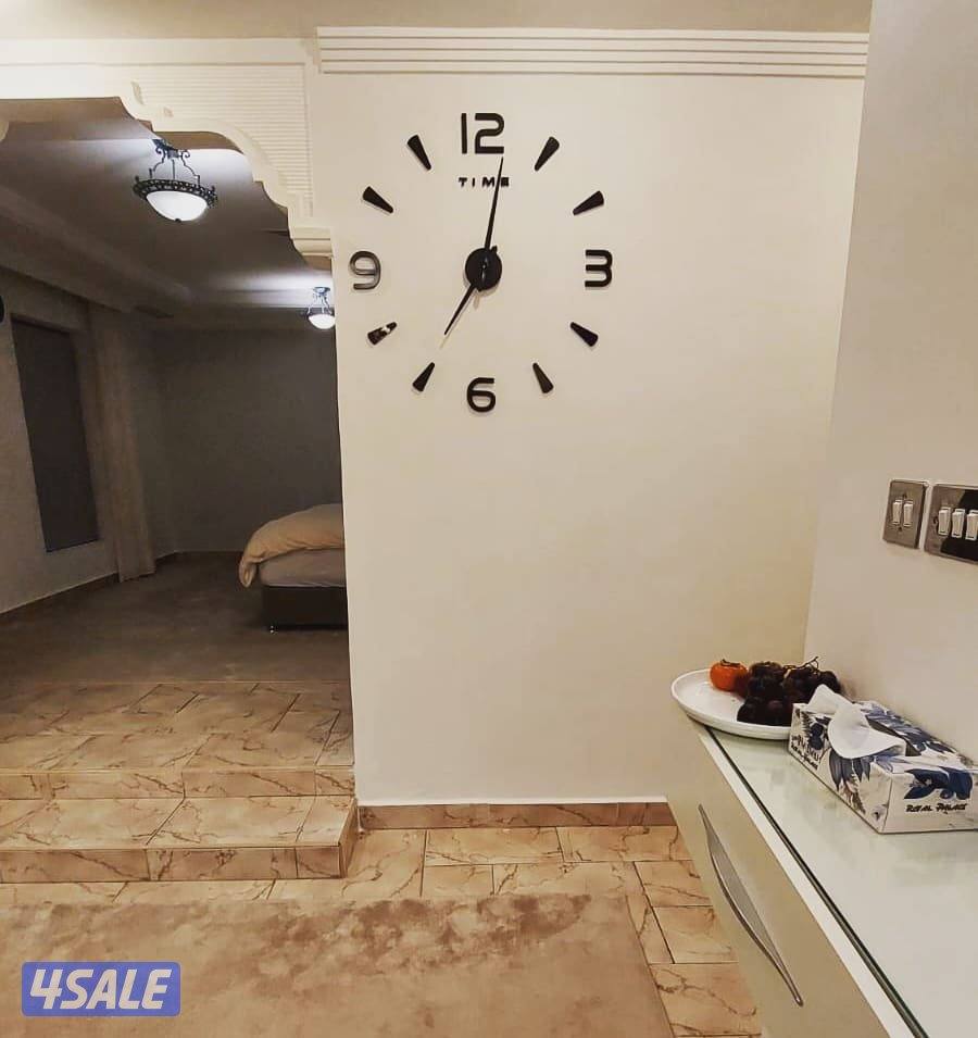 ساعات حائط ثري دي15