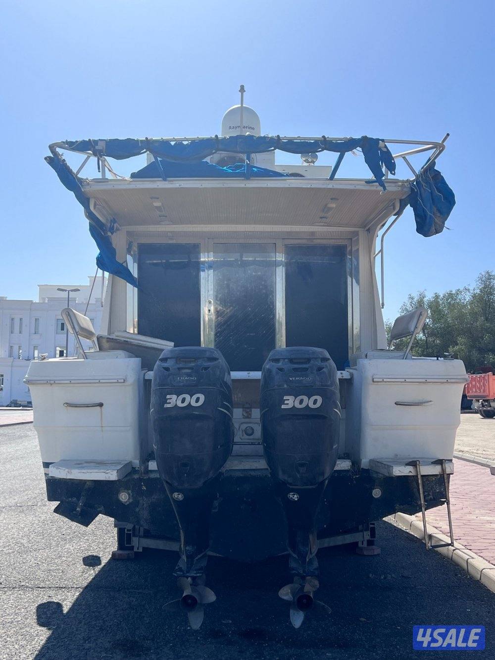 للبيع سي ري مني يخت امريك 31 قدم موديل 1991مكاين 300+300 ميركوري 20146