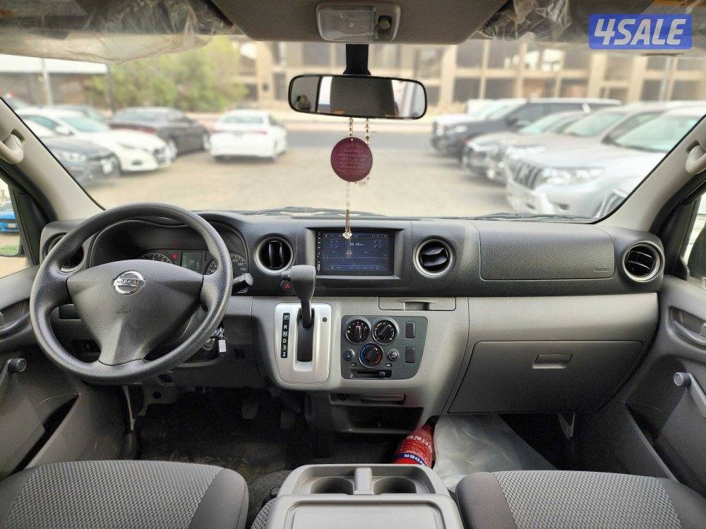 باص نيسان أورفان نصف مقفل أوتوماتيك موديل 2022 عداد 70 ألف شرط الفحص6