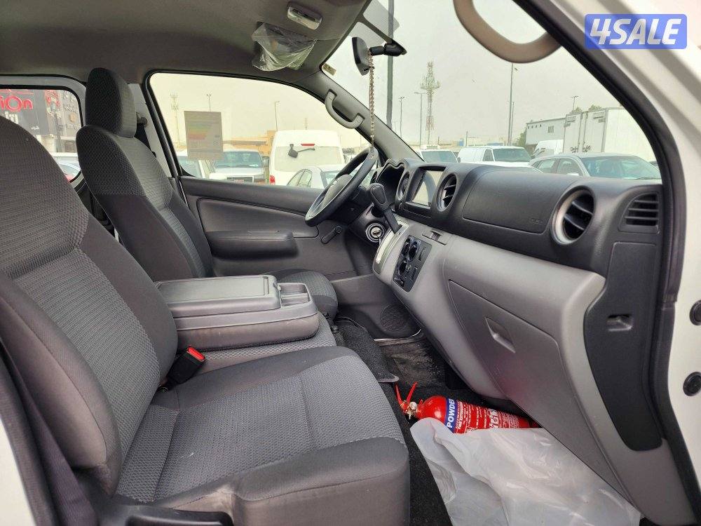 باص نيسان أورفان نصف مقفل أوتوماتيك موديل 2022 عداد 70 ألف شرط الفحص12