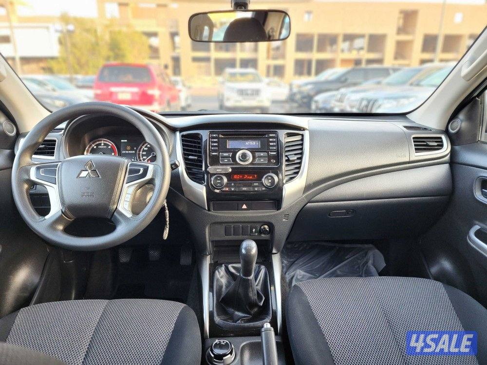 وانيت ميتسوبيشي L200 ديزل غمارتين دبل قير عادي صبغ وكالة  شرط الفحص6