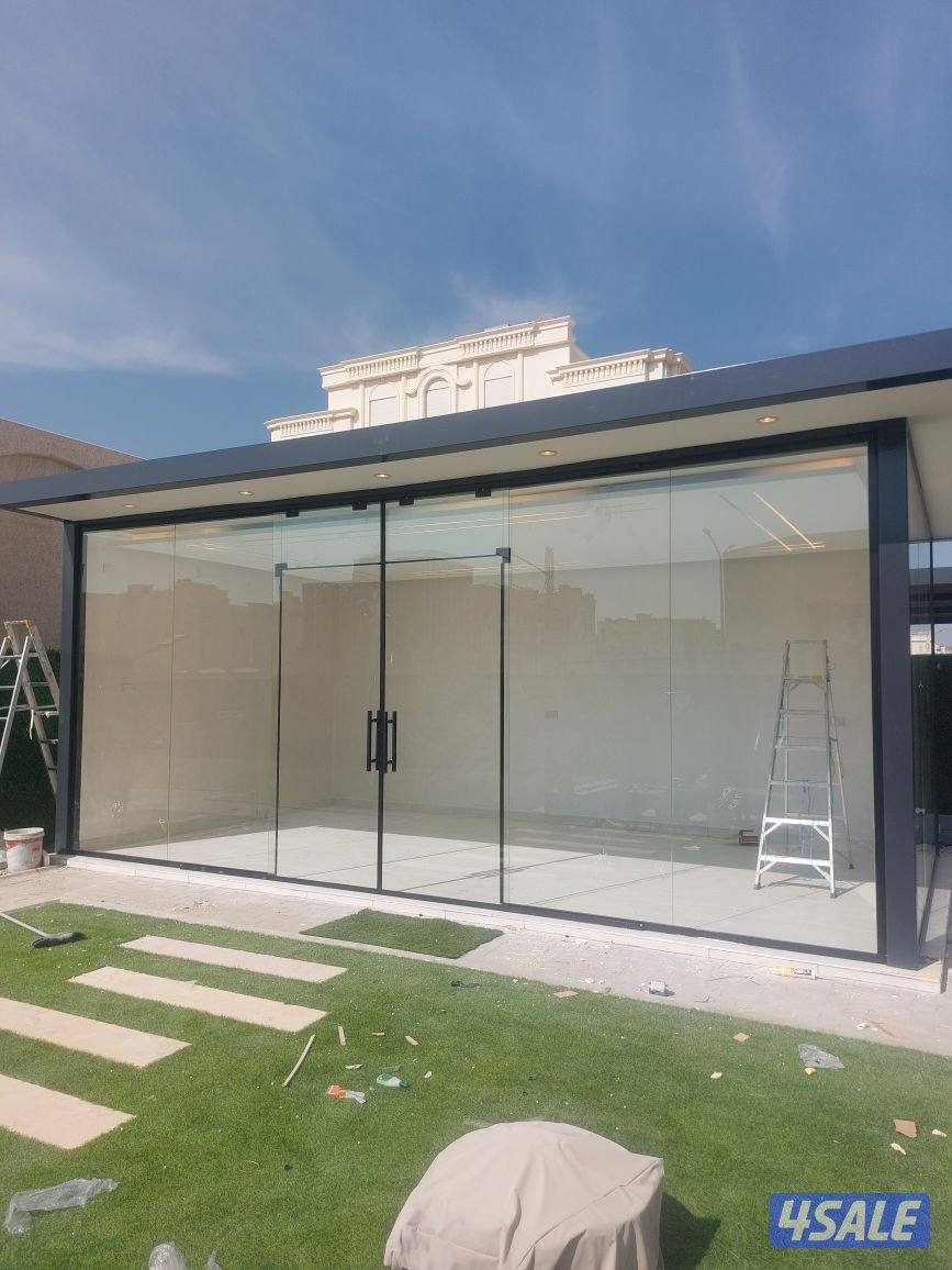 فني زجاج ومرايا جميع مناطق الكويت0