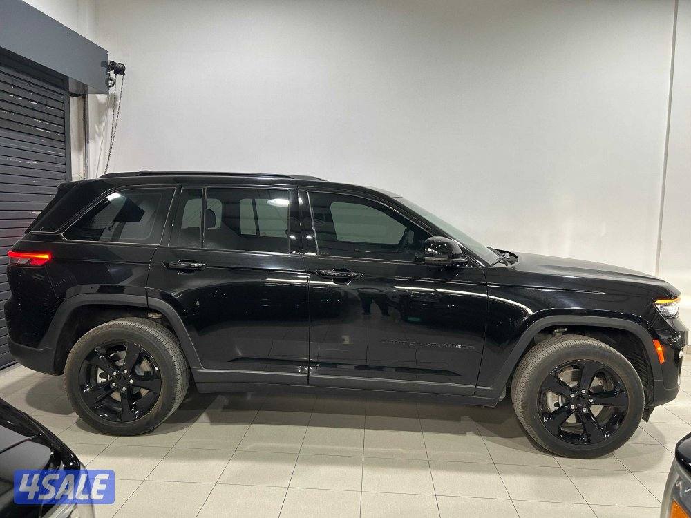 70/50298 Jeep Grand Cherokee Altitude 20230