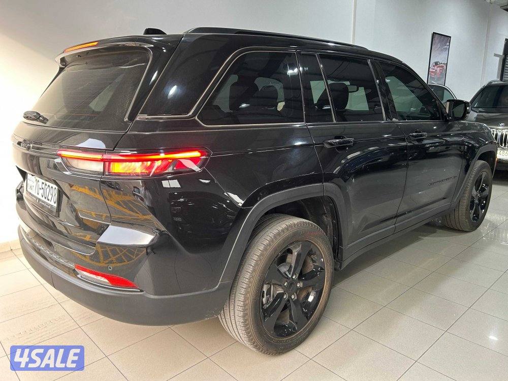 70/50298 Jeep Grand Cherokee Altitude 20232