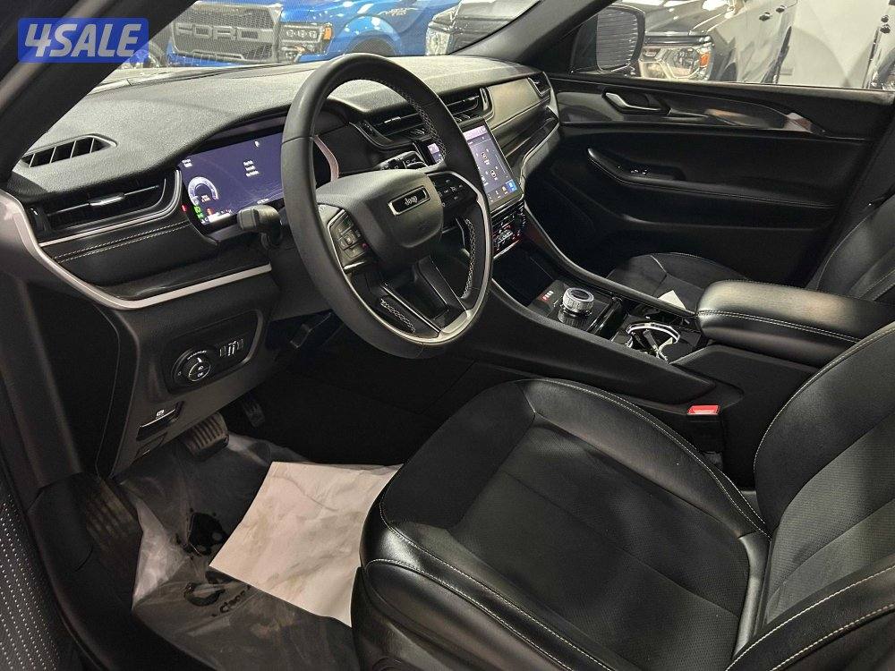 70/50298 Jeep Grand Cherokee Altitude 20237