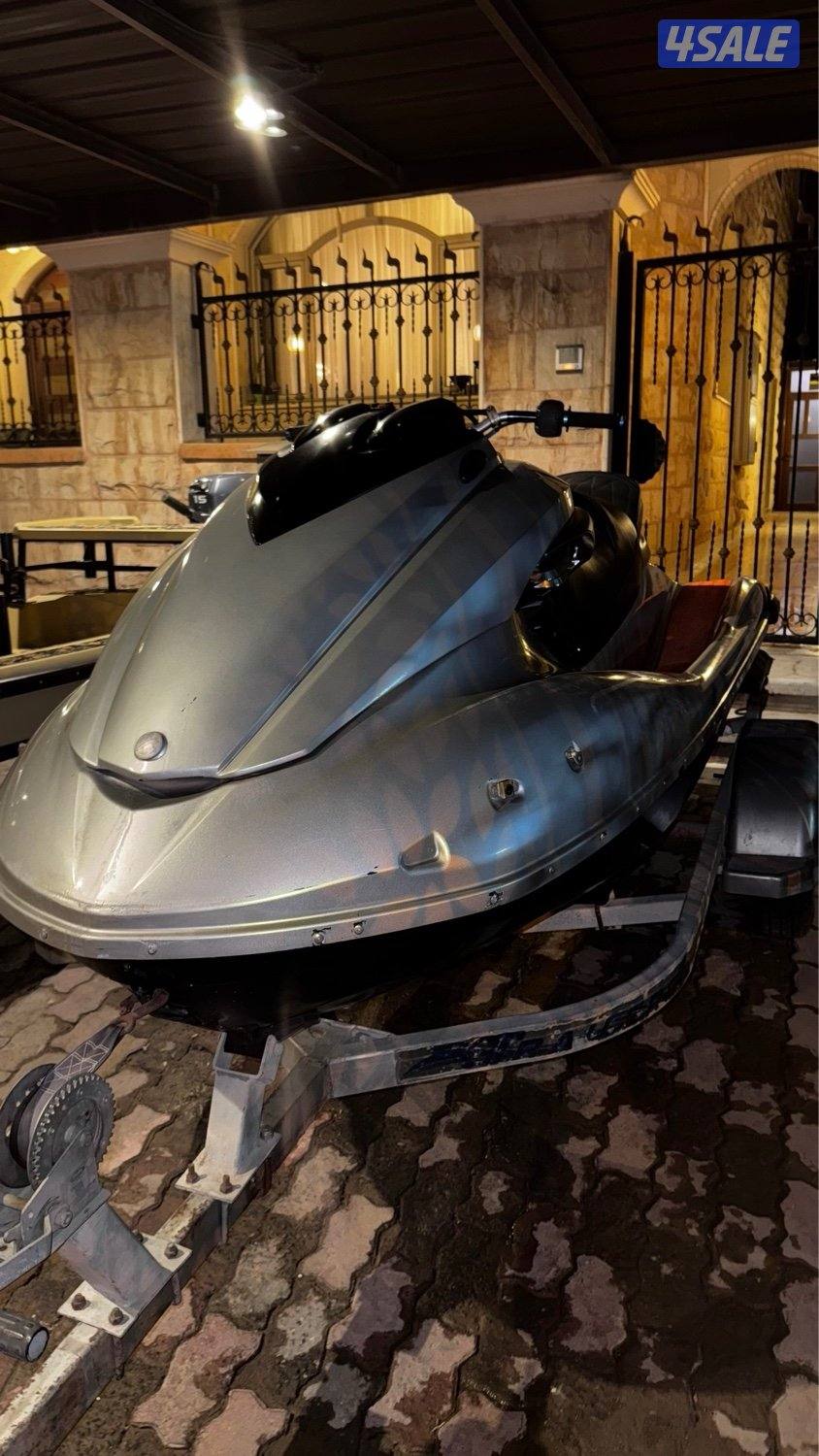 yamaha fzs4