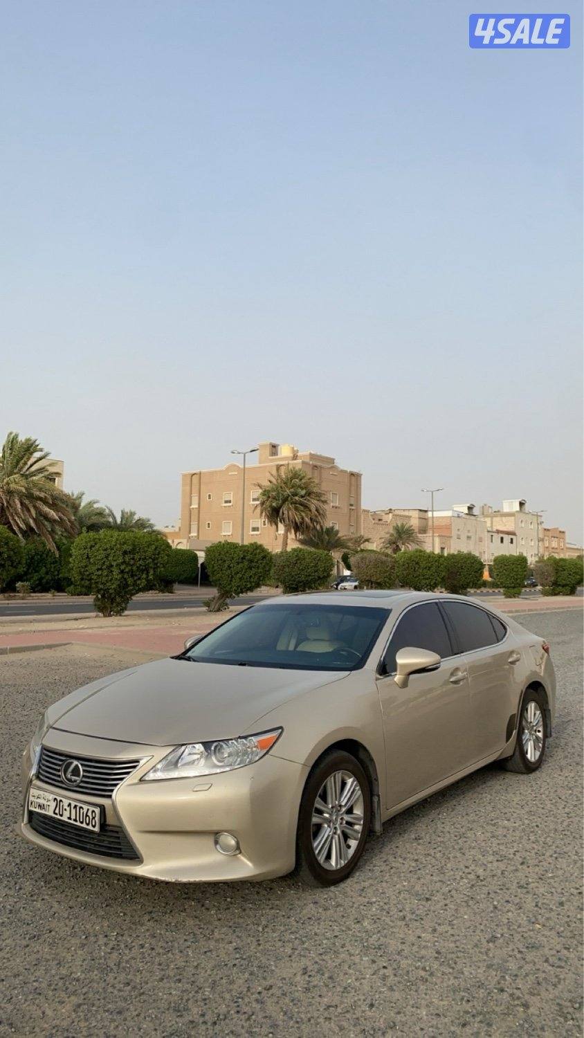 للبيع لكزس ES الدرجه الثانيه3