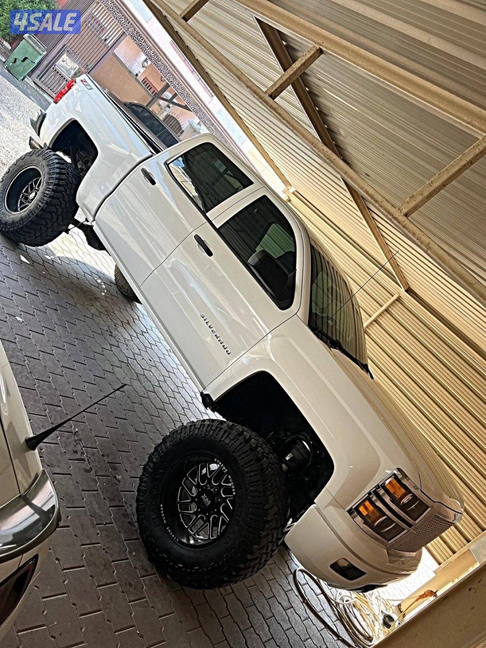 للبيع سلفرادو Z714