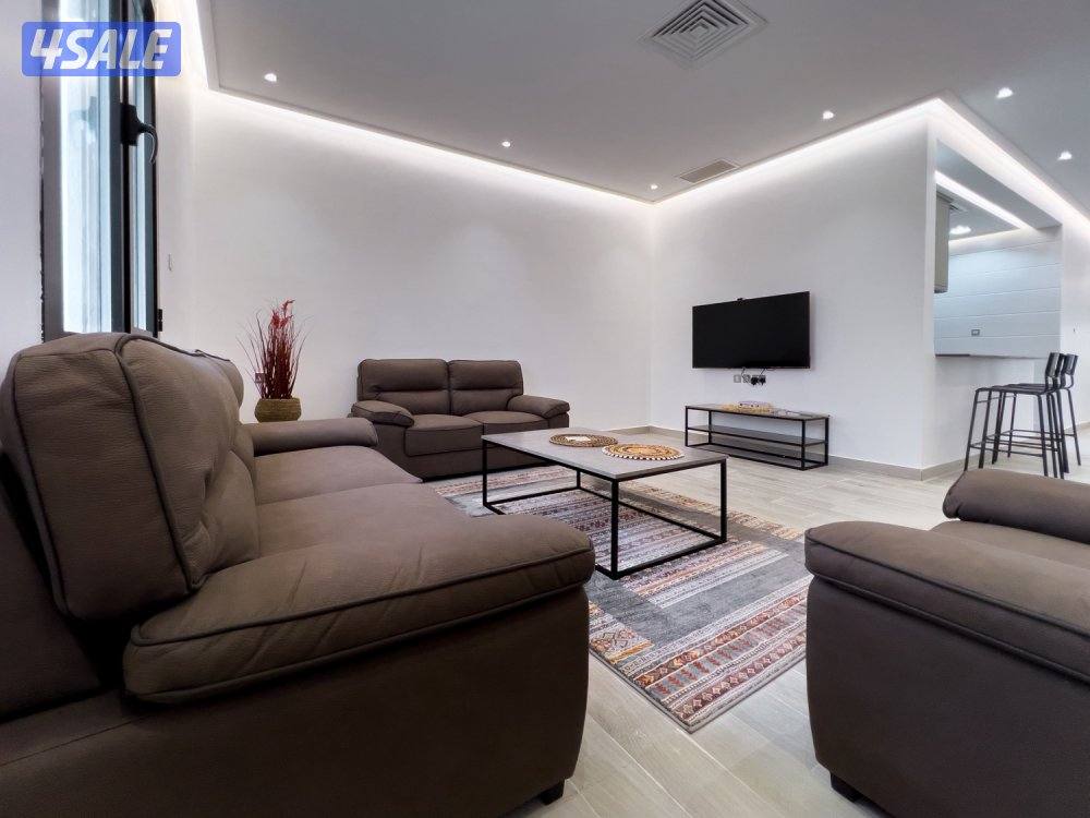 شاليه صف اول جديد غير مقسوم5