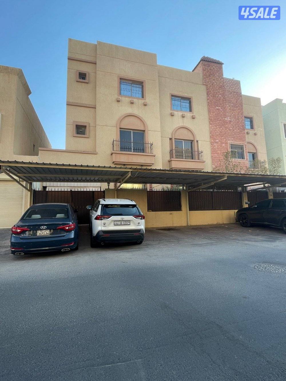 للبيع فيلا بحطين0