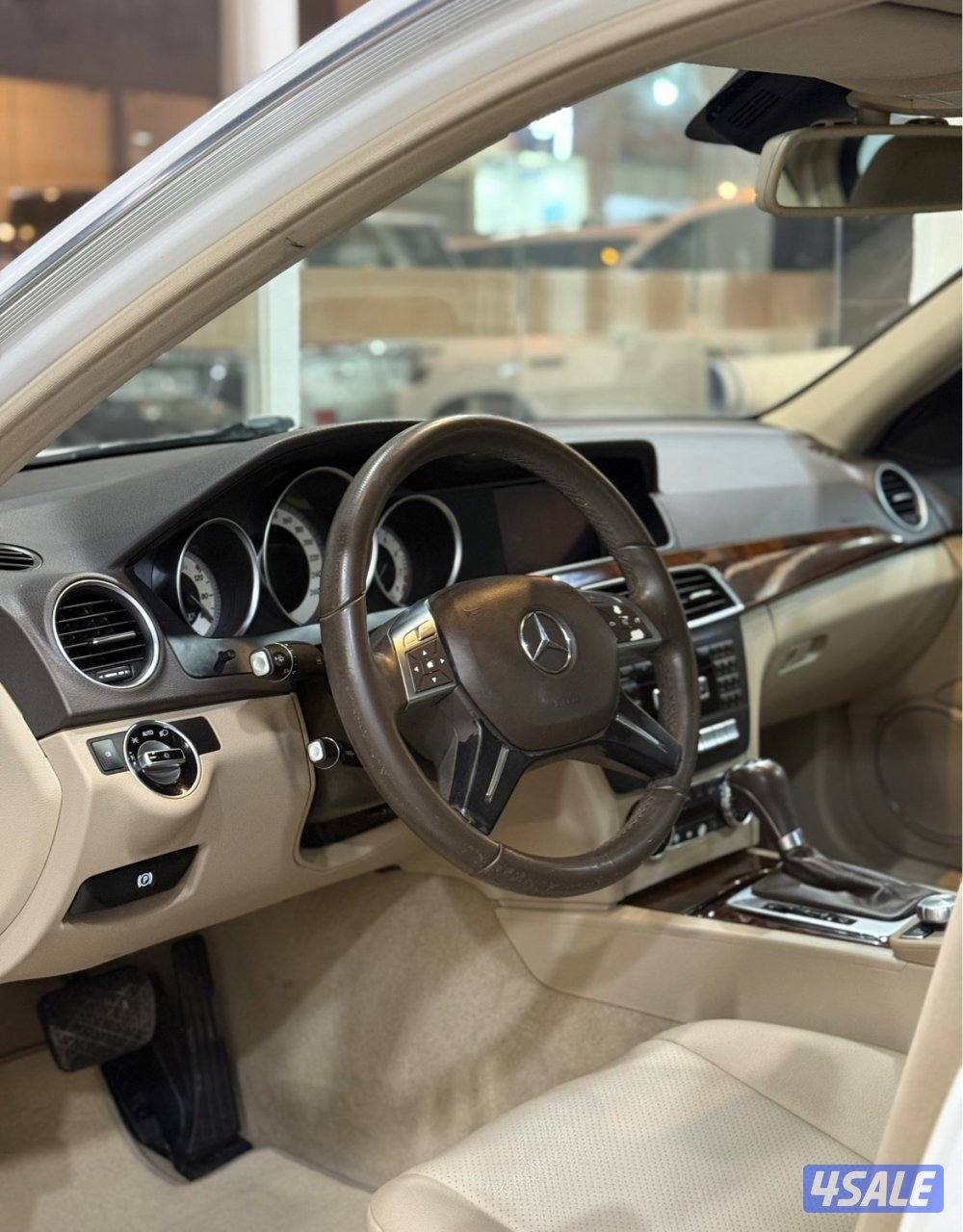 البشر مالك اول صبغ وكالة عداد ١٠٠ الف4