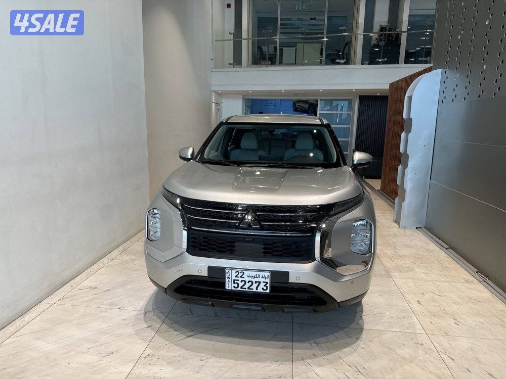 Mitsubishi Outlander1