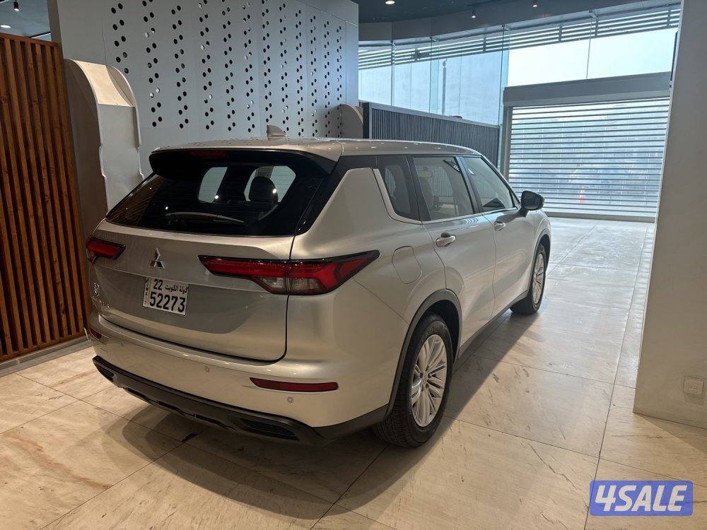 Mitsubishi Outlander3