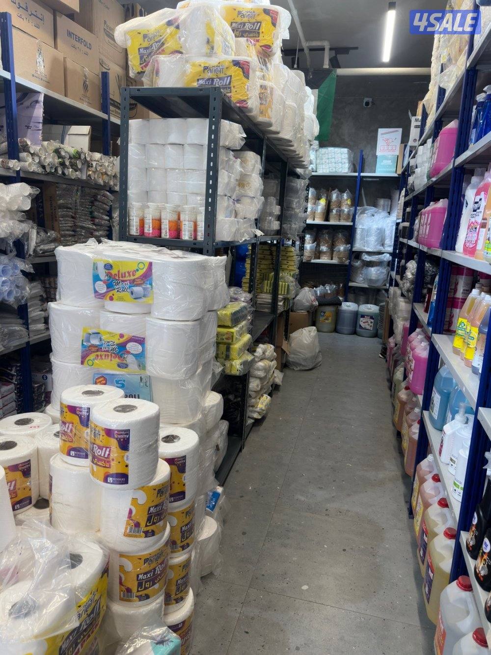 للبيع أو للضمان مع الرخصه محل لبيع المواد الغذائية بالتجزئة8