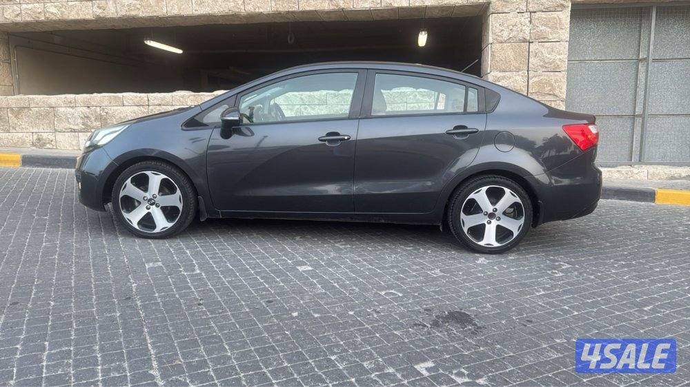 بيعه سريعه  ٢٠١٥ شرط الفحص قير مكينه شاصي فيهم شي علي احسابي2