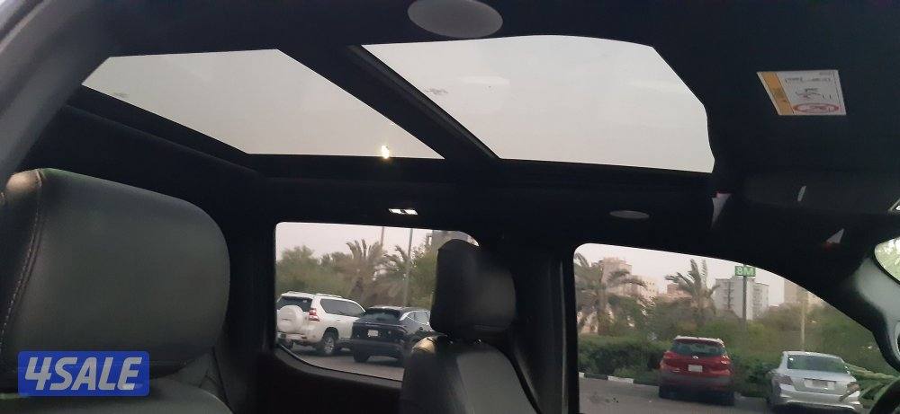 وانيت فورد لاريت F1508