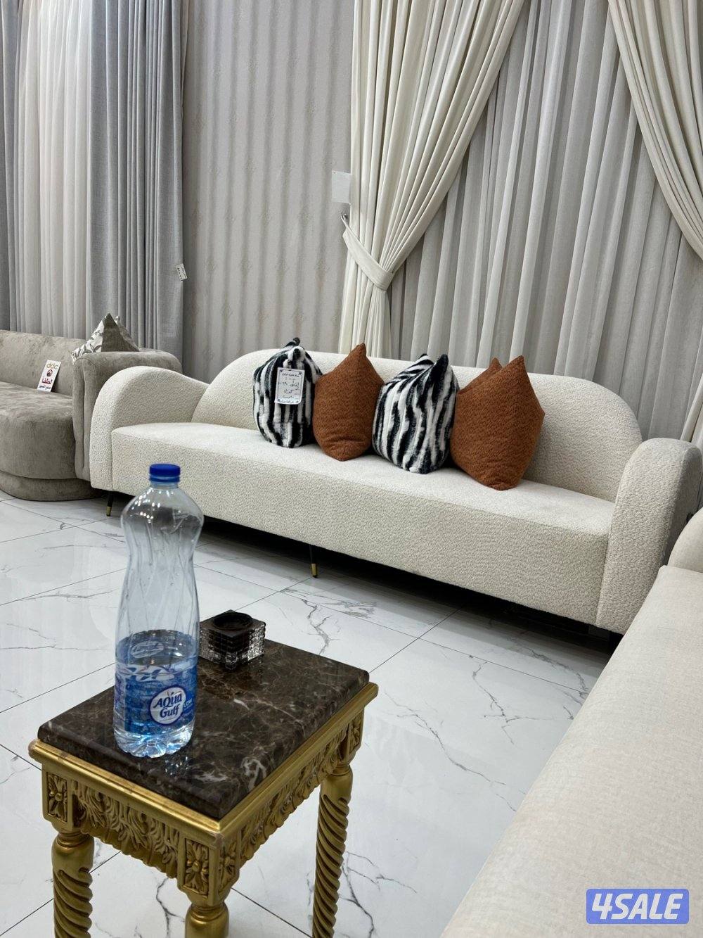 تفصال وتصليح جميع أنواع الكنب ودونيات وستاير ويوجد احدث موديلات ادجج13