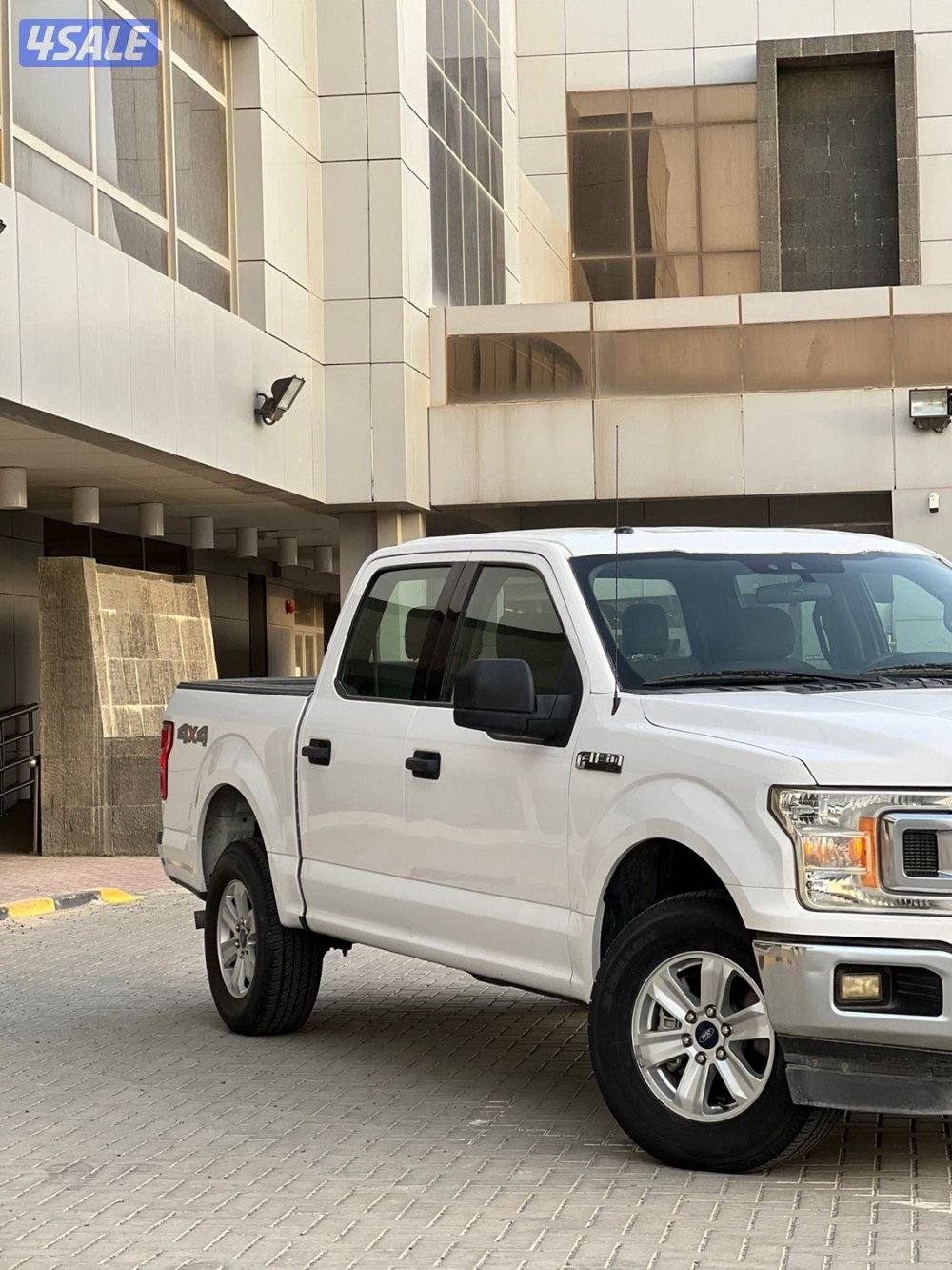 للبيع وانيت فورد f1500