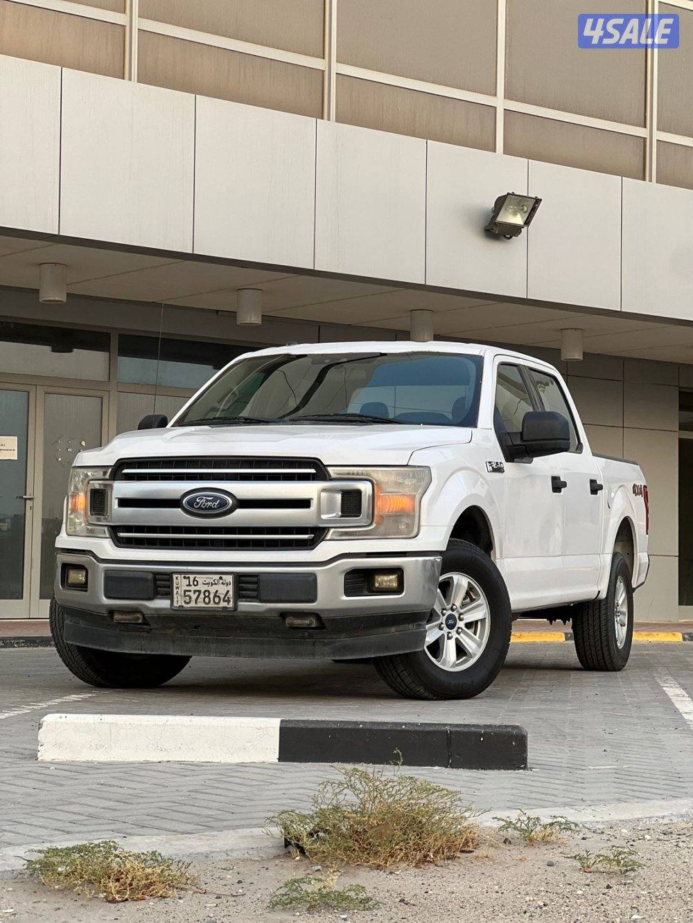 للبيع وانيت فورد f1501