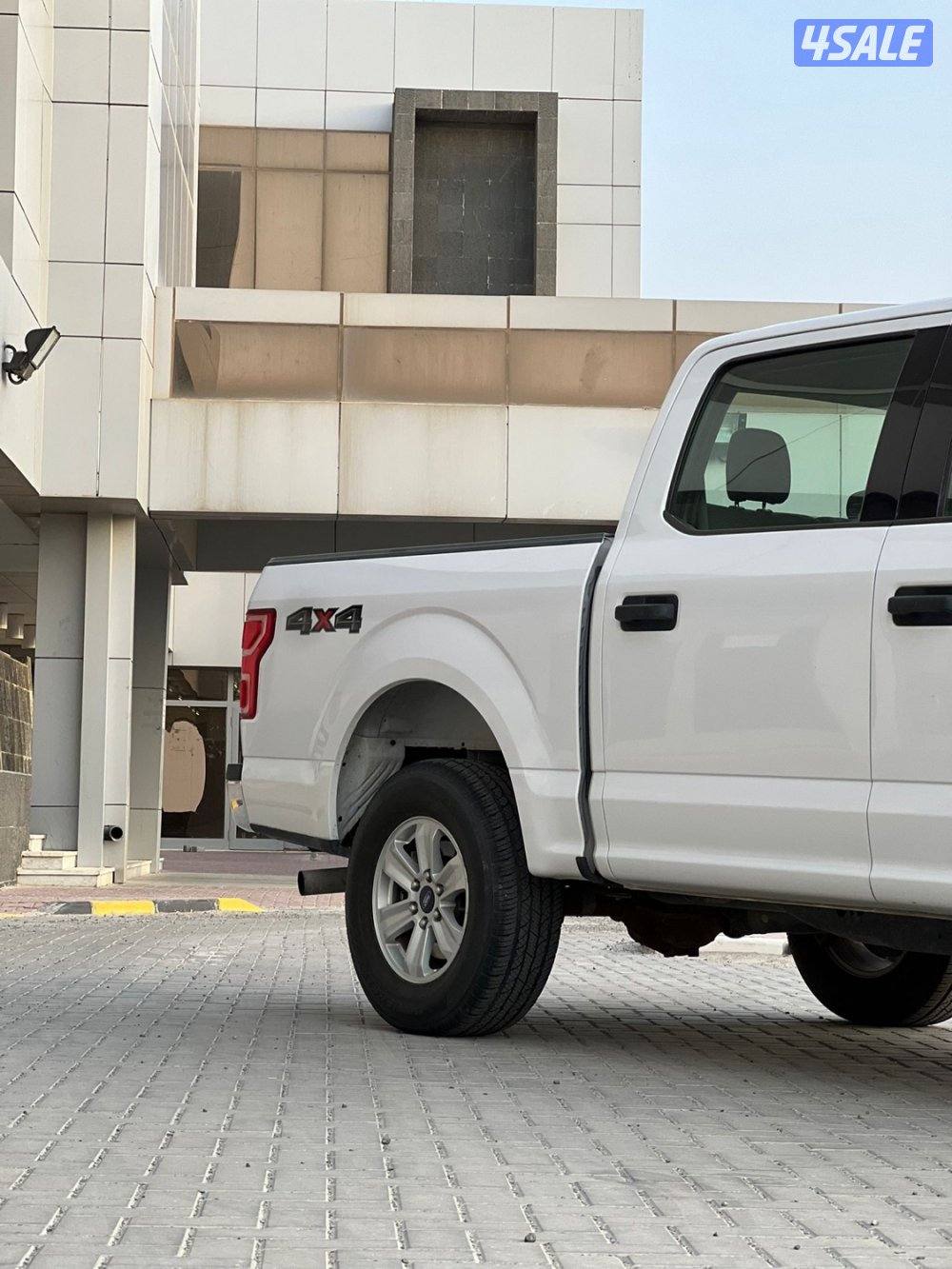 للبيع وانيت فورد f1502