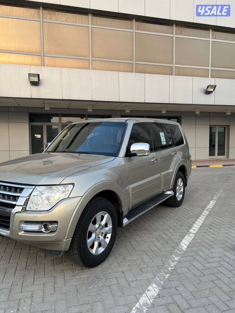 للبيع باجيرو 20183