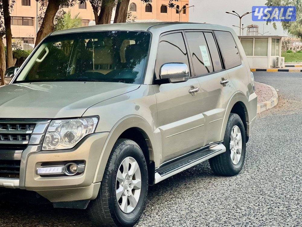 للبيع باجيرو 201812