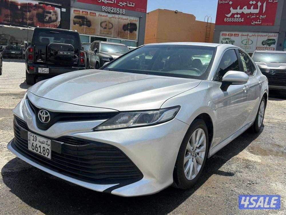 تيوتا كامرى.V4 -LE8
