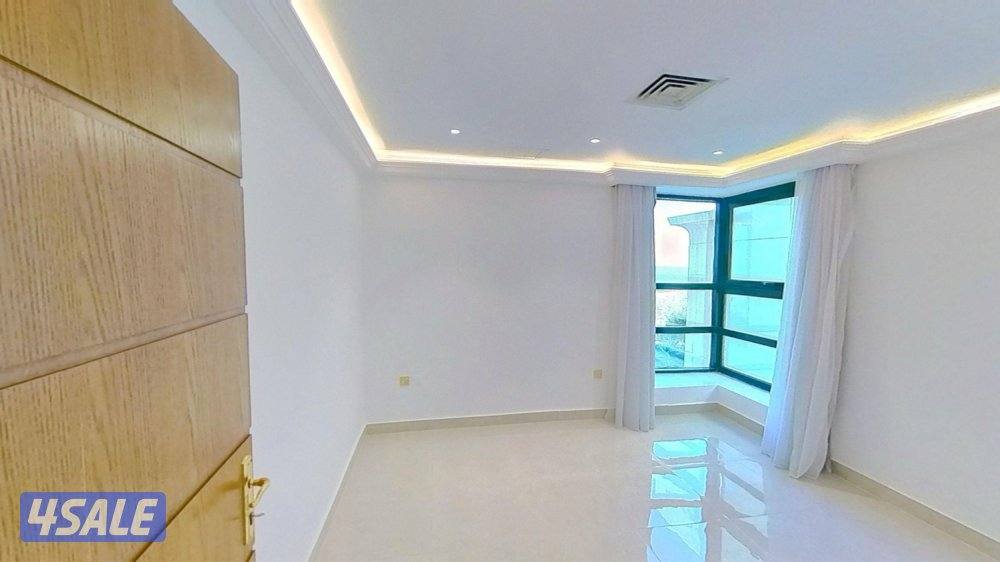 للايجار شقة بالشعب السكني مساحة ٢٥٠ متر1