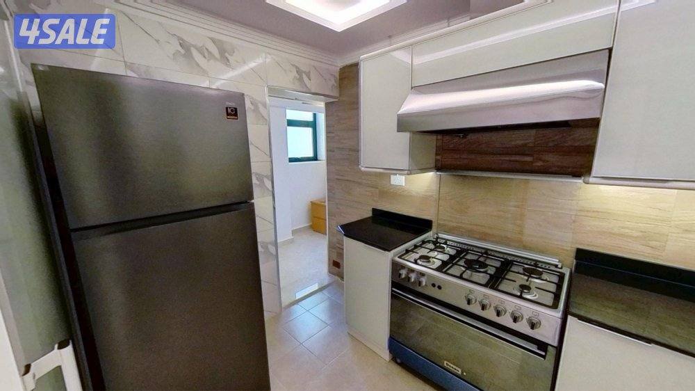 للايجار شقة بالشعب السكني مساحة ٢٥٠ متر4