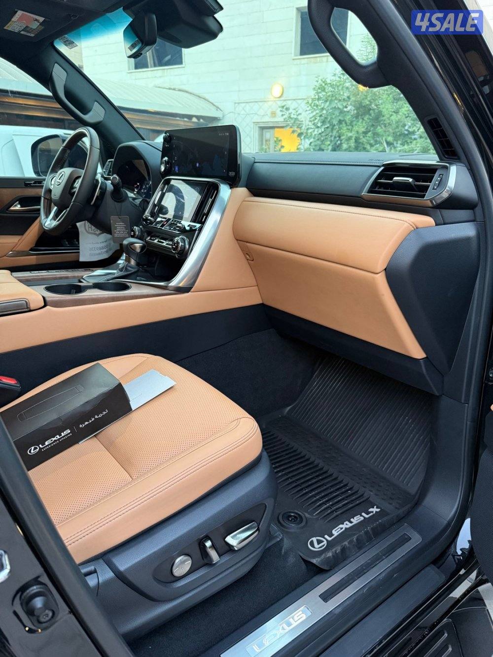للبيع جيب لكزس 20245