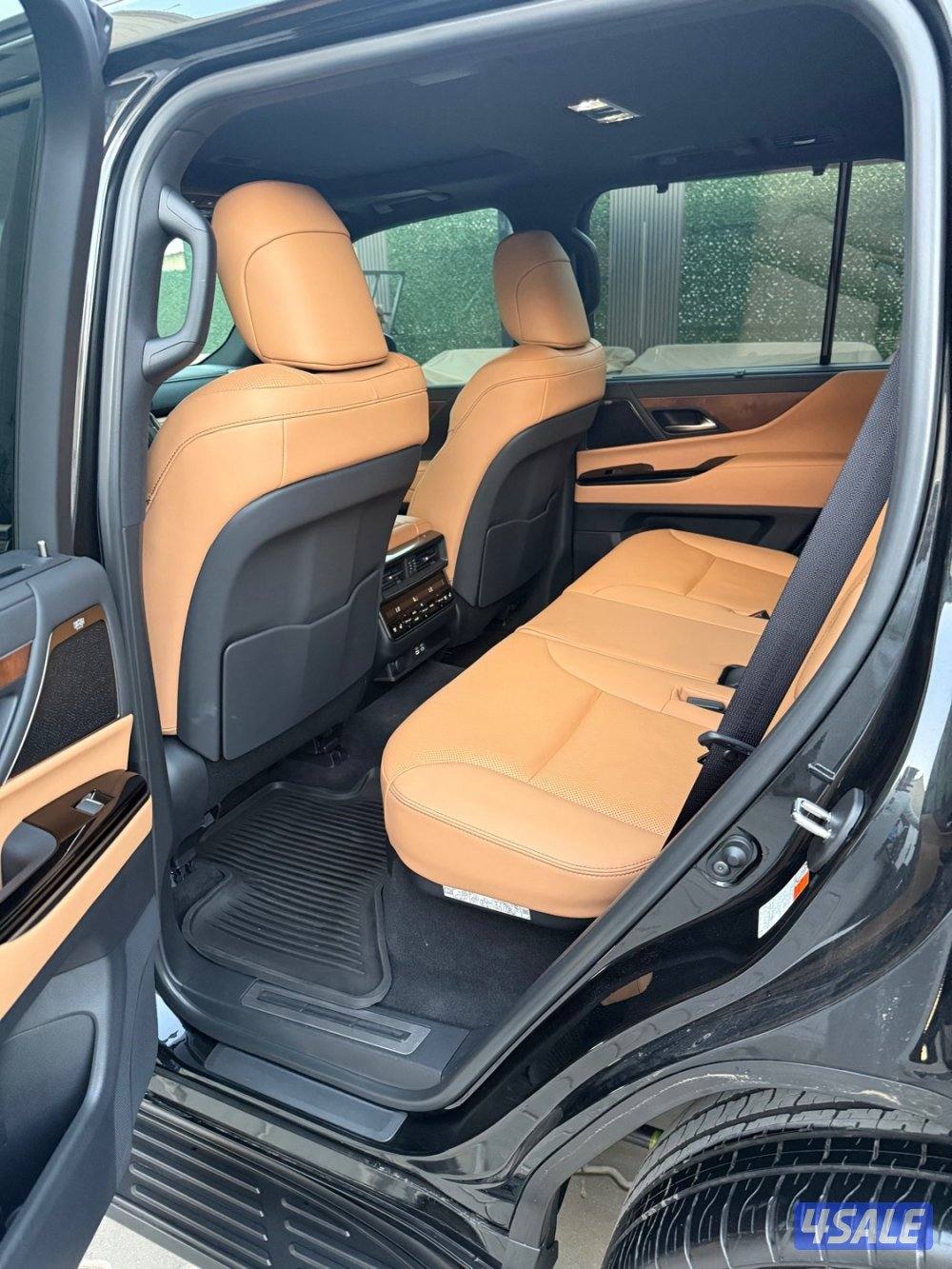 للبيع جيب لكزس 202410