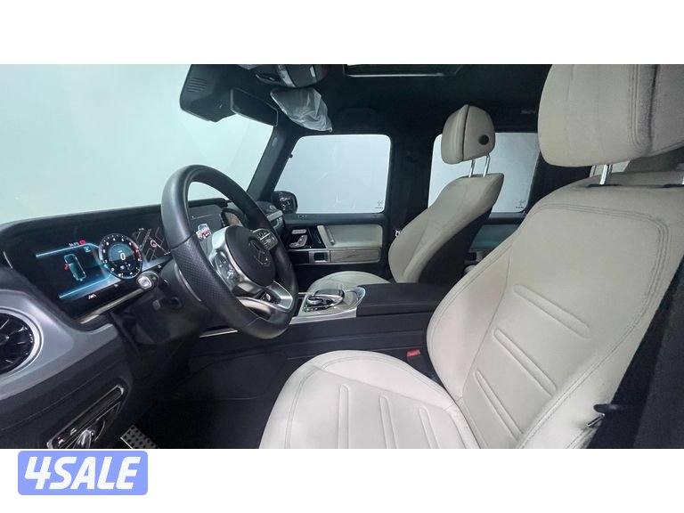 Mercedes-Benz G-Class10