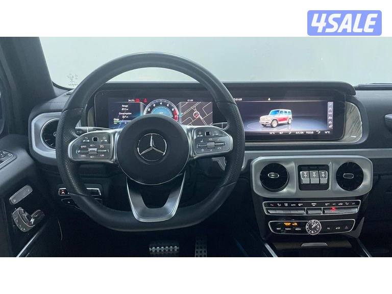 Mercedes-Benz G-Class12