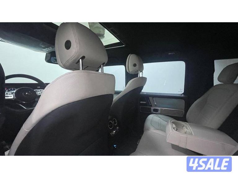 Mercedes-Benz G-Class13