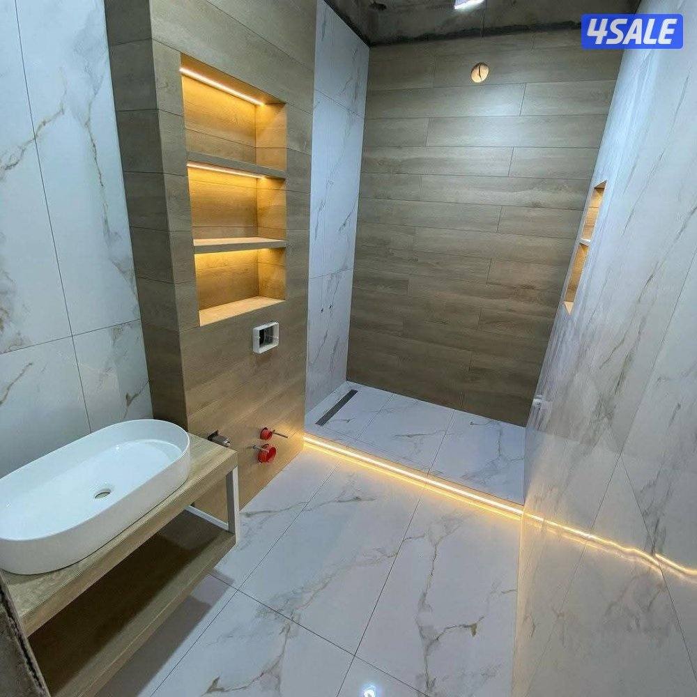 معلم باكستاني،تكيسر،تركيب،حمام،غرفة،9