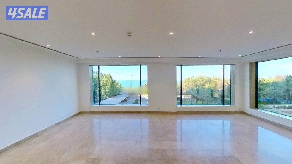 للايجار شقة تجارية بالشعب السكني مساحة ٢٥٠ متر0