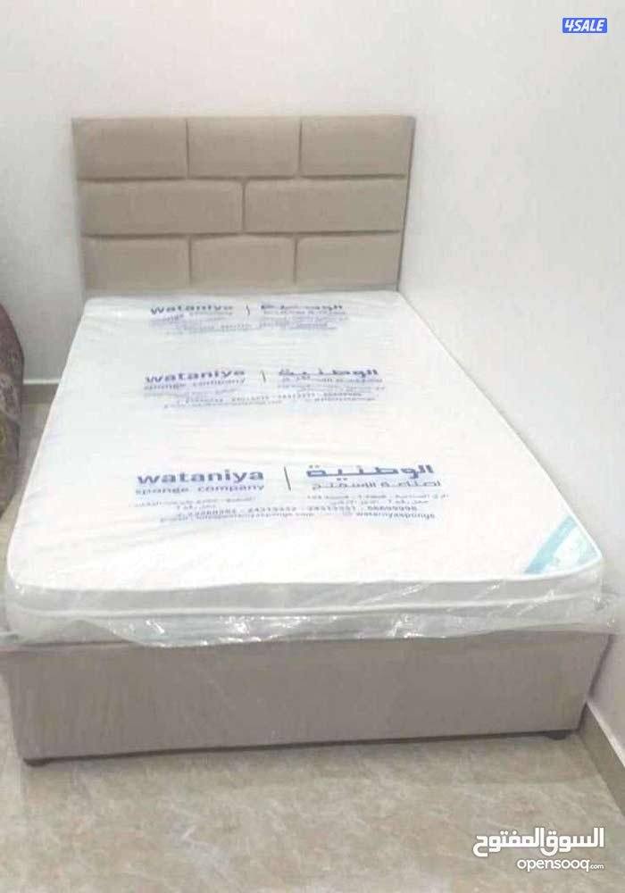 يوجد لدينا جميع انواع السراير جاهز وتفصال0