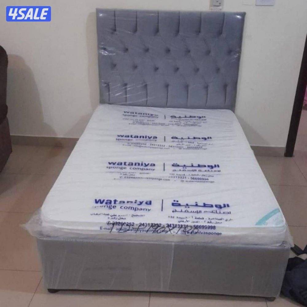 يوجد لدينا جميع انواع السراير جاهز وتفصال8