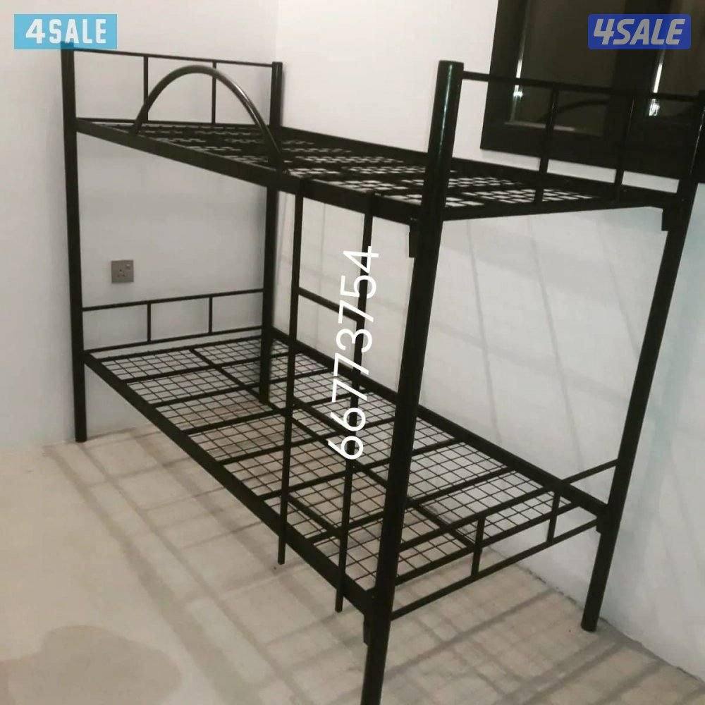 سرير حديد ومرتبه طبيه وبطانيه ومخده والملايات3