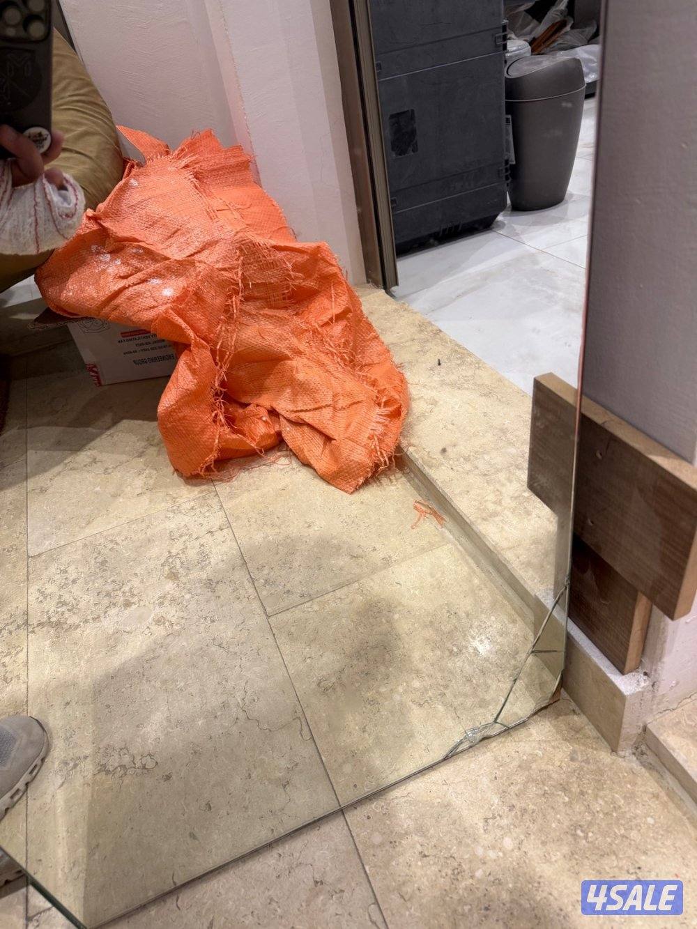 للبيع مجموعه اثاث مستعمل بحاله جيدة جداً6