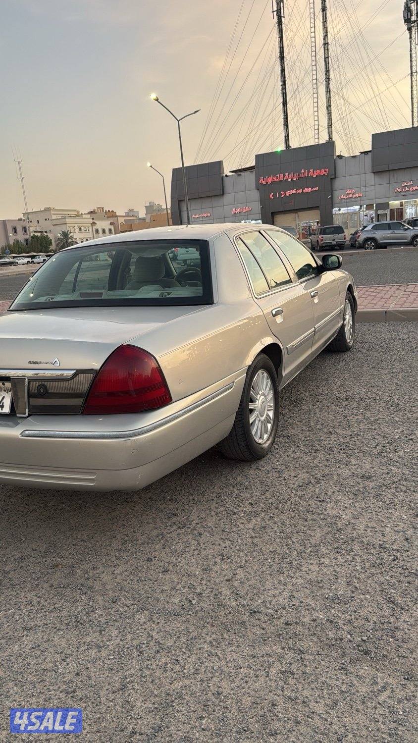 للبيع فورد ماركيز6