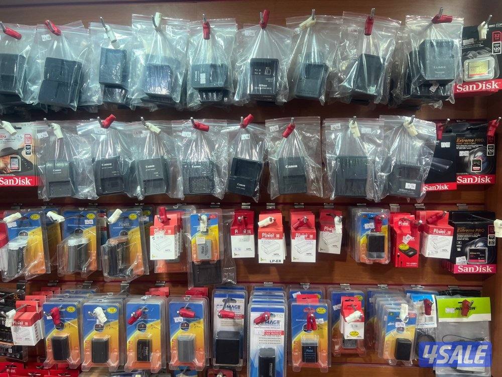 بطاريات كاميرات و شواحن جديد و مستعمل  كاميرات مستعمله كفاله شهر5