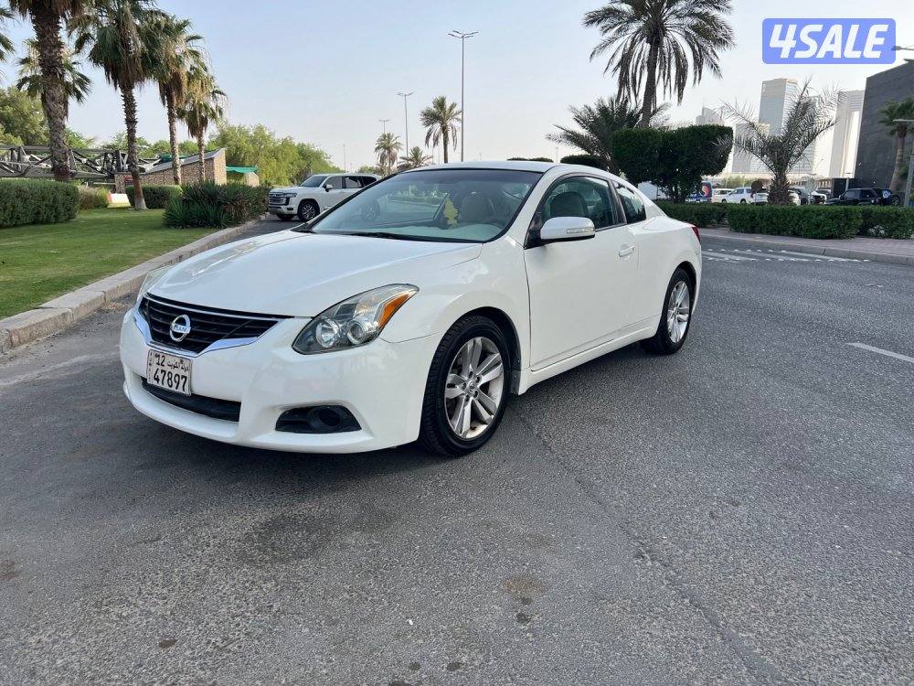 Nissan Altima 2012 coupe - نيسان ألتيما كوبيه2