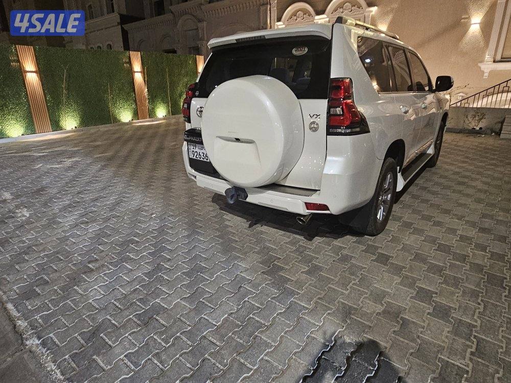 للبيع برادو 2021 VX كامل المواصفات5