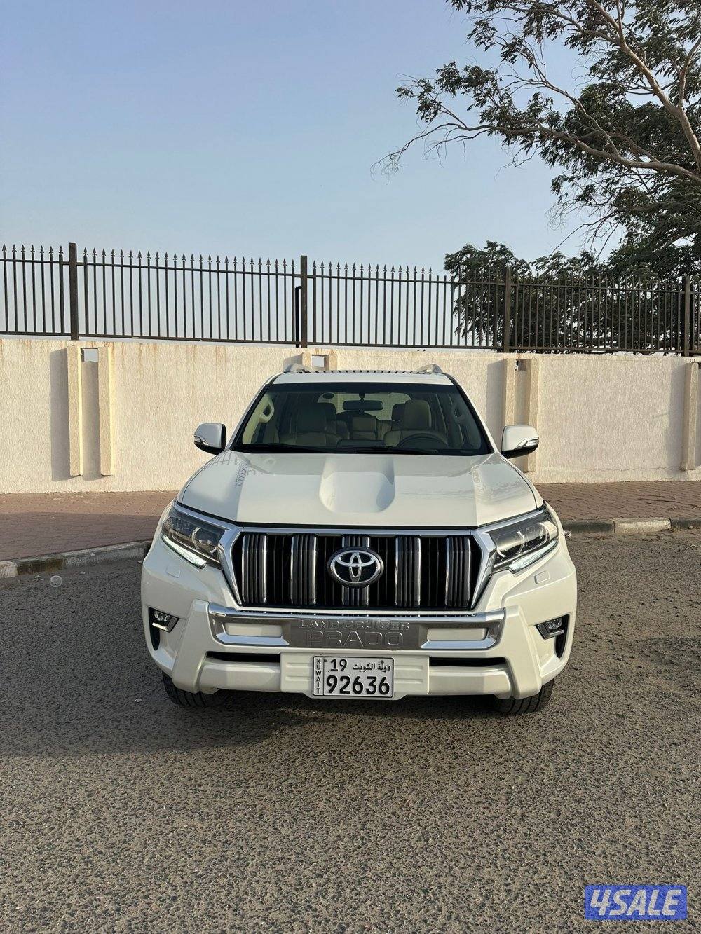 للبيع برادو 2021 VX كامل المواصفات6